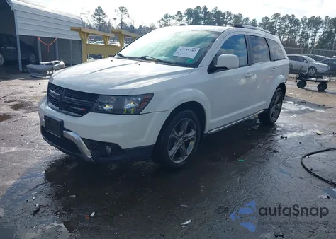 2017 Dodge Journey Crossroad Plus z USA, uszkodzony, nr VIN 3C4PDCGB5HT534847